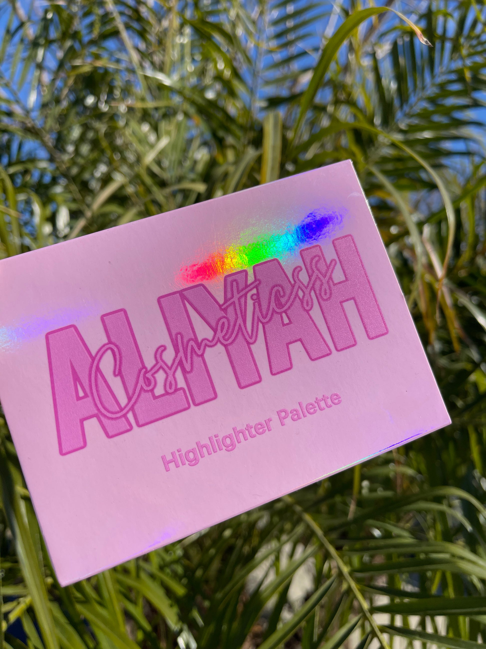Glowing Highlighter Palette