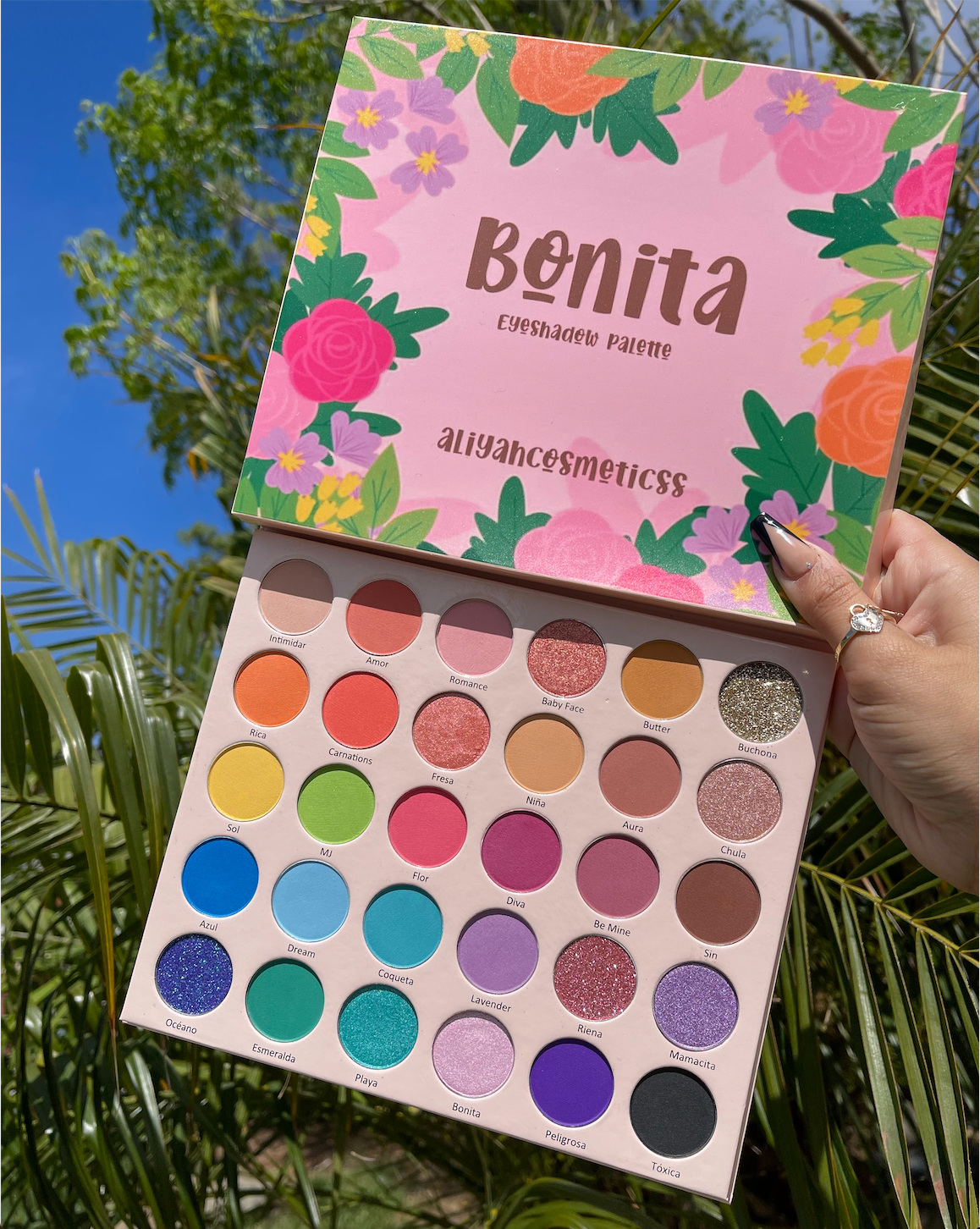 Bonita Eyeshadow Palette